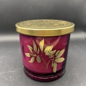 Bellevue Luxury Candle Huckleberry & Bergamot 14oz Purple Gold Glass Lidded Jar